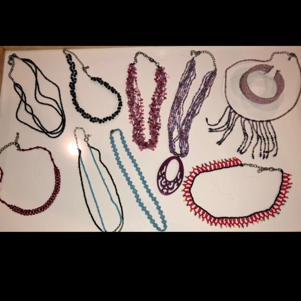 BEADED NECKLACE LOT